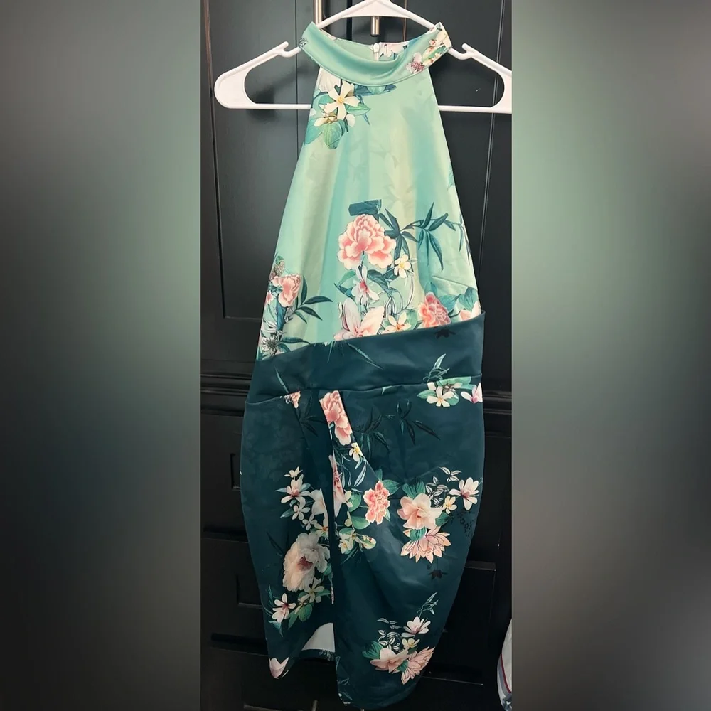 Halter style green flower dress Medium by Venus - Picture 3 of 17